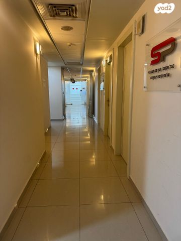 משרדים, יצחק בן צבי, מרכז אזרחי, באר שבע