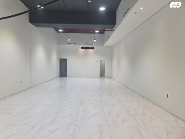 חנויות/ שטח מסחרי, המצודה, אזור תעשיה, אזור