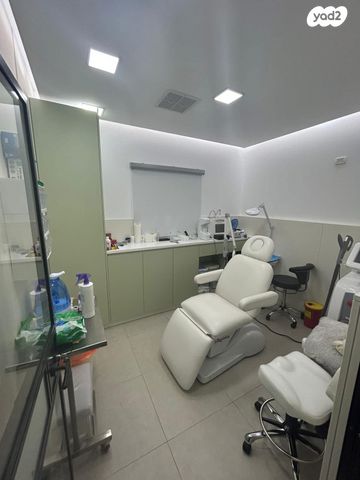 משרדים, אחד העם, הרצליה, חיפה