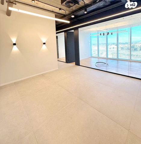 משרדים, צומת סביון, קרית אונו