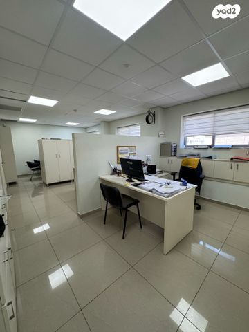 משרדים, יצחק בן צבי, מרכז אזרחי, באר שבע