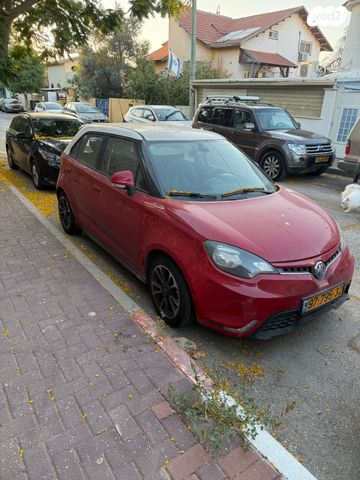 מודעת רכב אם ג'י MG3