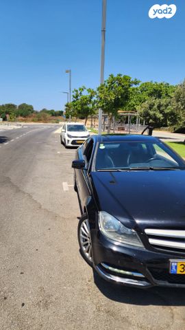 מודעת רכב מרצדס-בנץ C-class