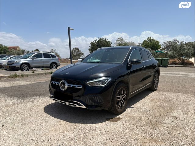 מרצדס-בנץ GLA