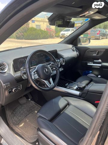 מרצדס-בנץ GLA