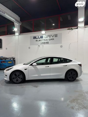 מודעת רכב טסלה מודל 3