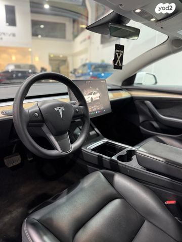 טסלה מודל 3