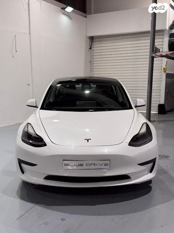 טסלה מודל 3