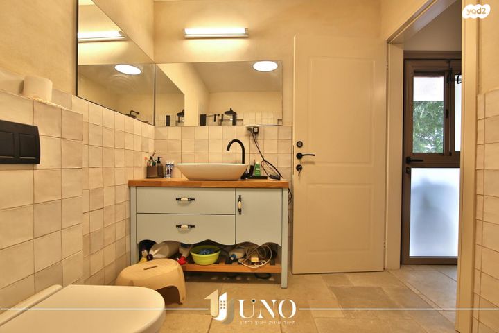 דו משפחתי, תל קציר