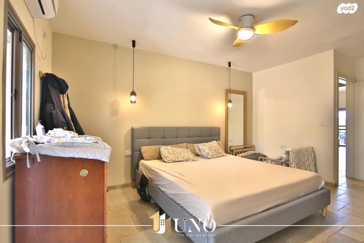 דו משפחתי, תל קציר