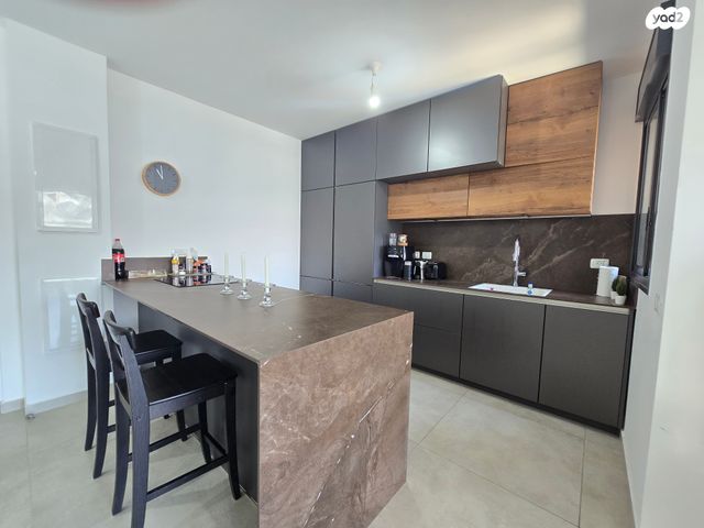 דירה, חנה רובינא 17, הרצליה