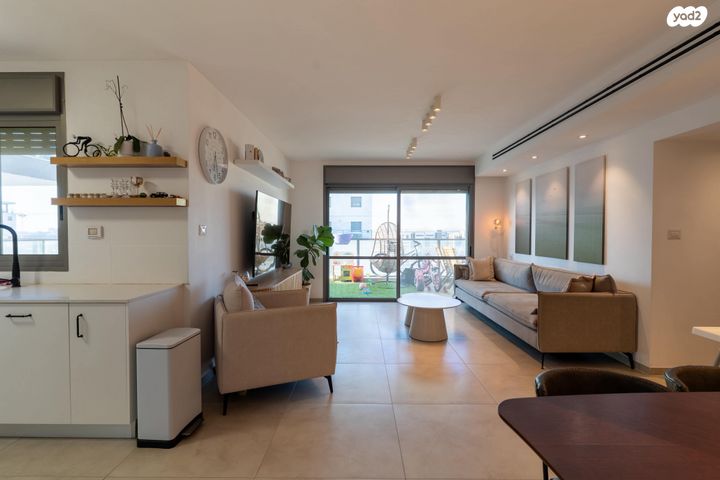 גג/ פנטהאוז, נחל קדרון, פארק הנחל, באר שבע