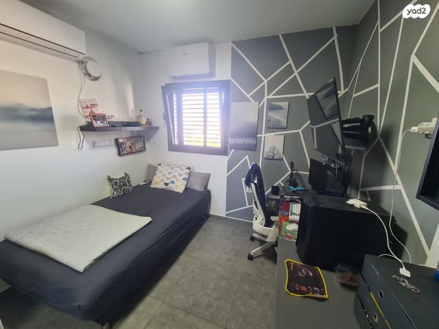 גג/ פנטהאוז, אליהו קראוזה 1, אגרובנק, חולון