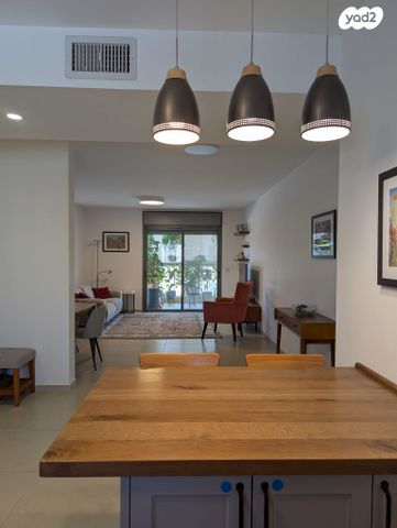 דירה, גדרה מזרח, גדרה