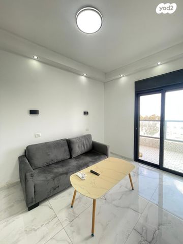 דירה, דוד רזיאל, חיפה