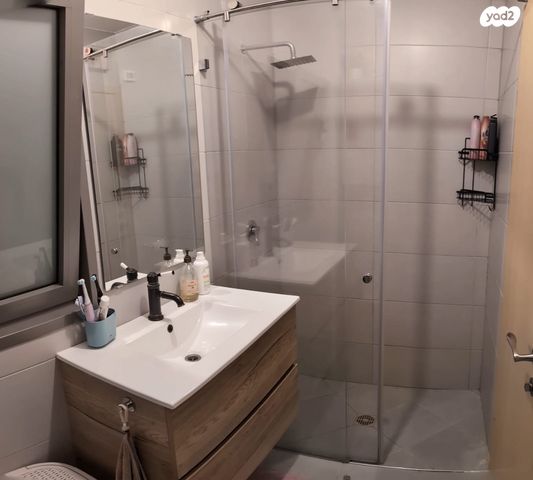 דירה, גדרה מזרח, גדרה