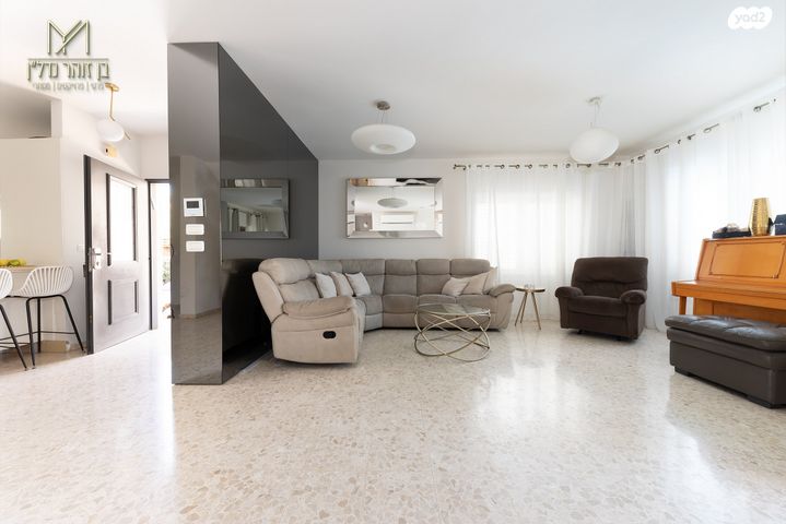 דו משפחתי, שבטי ישראל, ראשון לציון