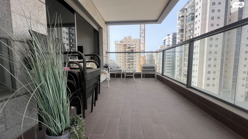 דירה, מבצע חירם, נווה ים, ראשון לציון