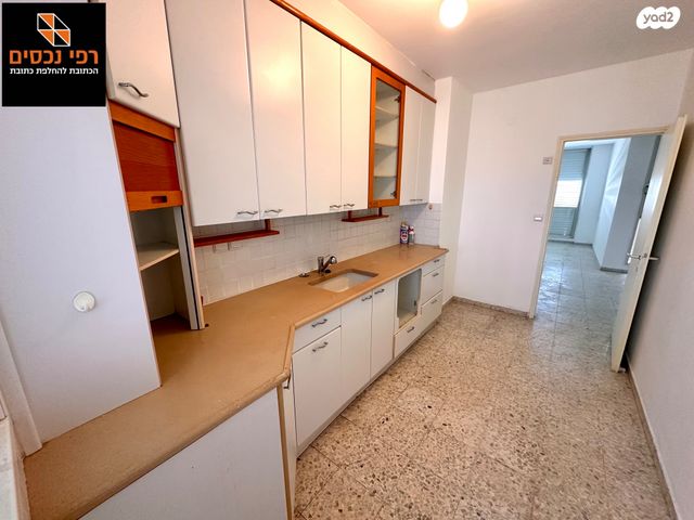 דירה, שמעון בן צבי, שטח 9, גבעתיים