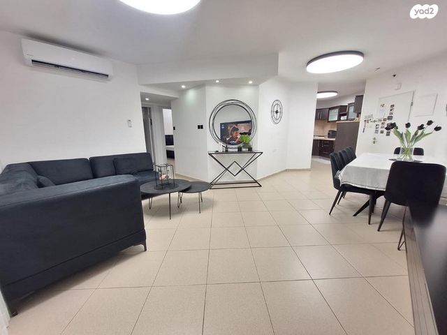 דירה, ח"ן 10, שכונה ו', באר שבע