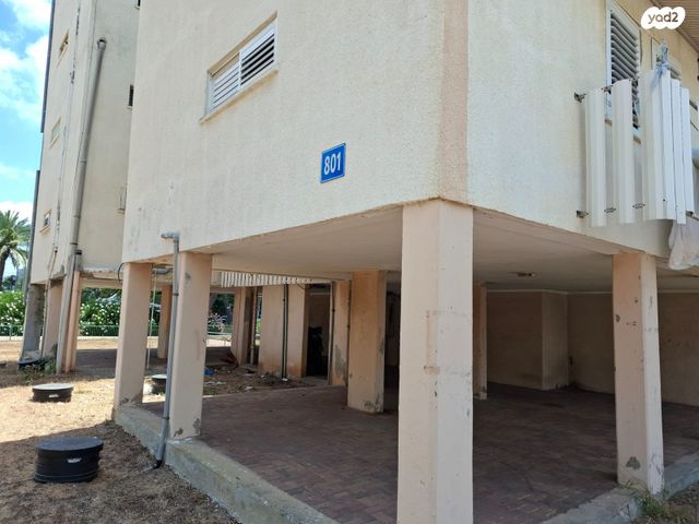 שכונת שז"ר 819