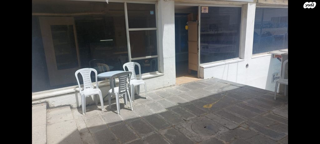 חנויות/ שטח מסחרי, בית שמש