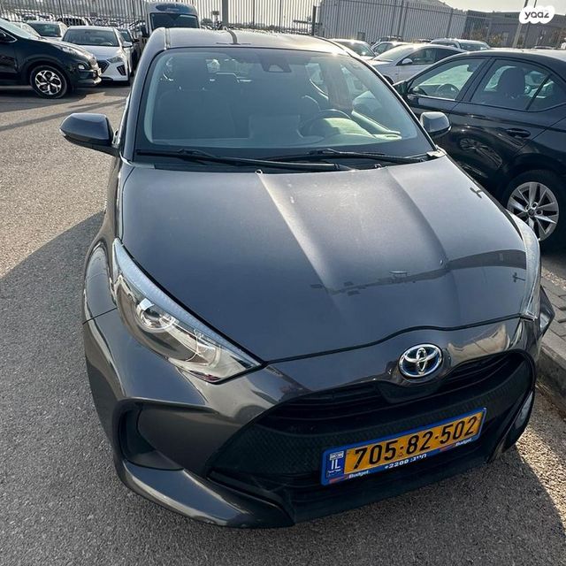 מודעת רכב טויוטה יאריס