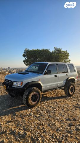 מודעת רכב איסוזו טרופר