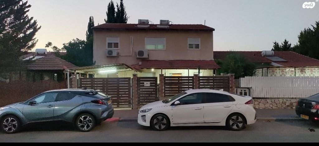 ארז 42