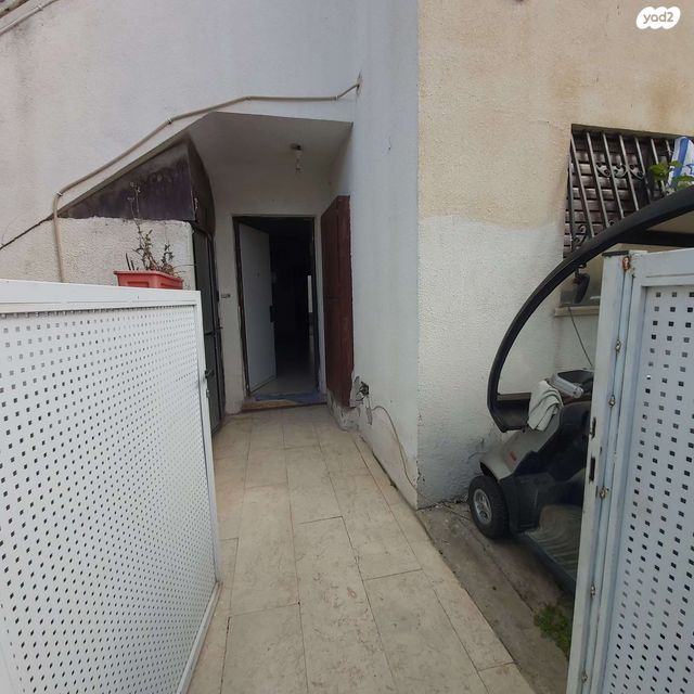 דירת גן, יחזקאל 22, אג"ש, רמלה