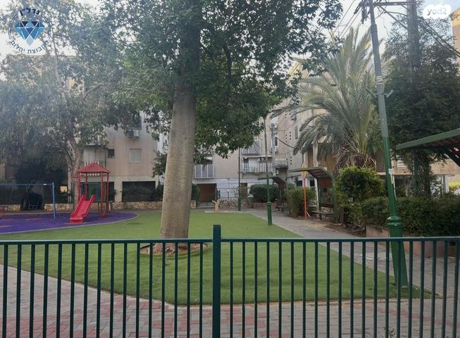 דירה, הטייסים 4, רמת בן צבי, נס ציונה