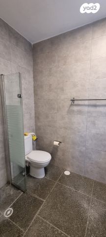 דירה, הרצליה