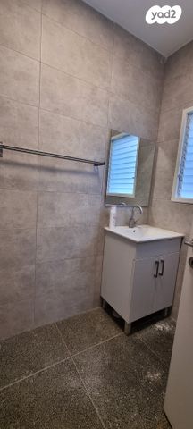 דירה, הרצליה