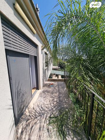 דו משפחתי, בית אריה / עופרים