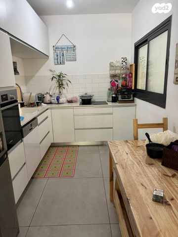 דירת גן, ד"ר משה סנה, שאר העיר, מודיעין מכבים רעות