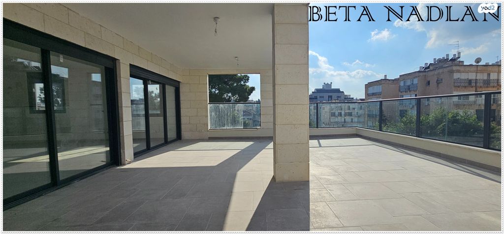 גג/ פנטהאוז, המייסדים, מרכז, כפר סבא