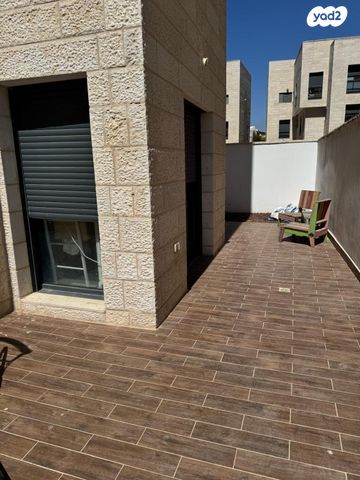 דירת גן, ד"ר משה סנה, שאר העיר, מודיעין מכבים רעות