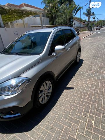 מודעת רכב סוזוקי קרוסאובר