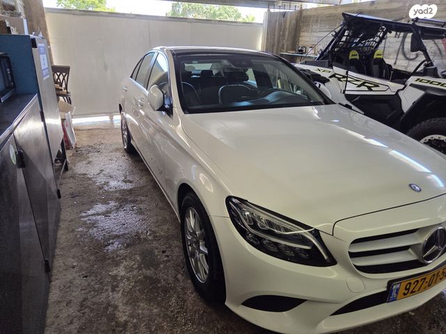 מודעת רכב מרצדס-בנץ C-class