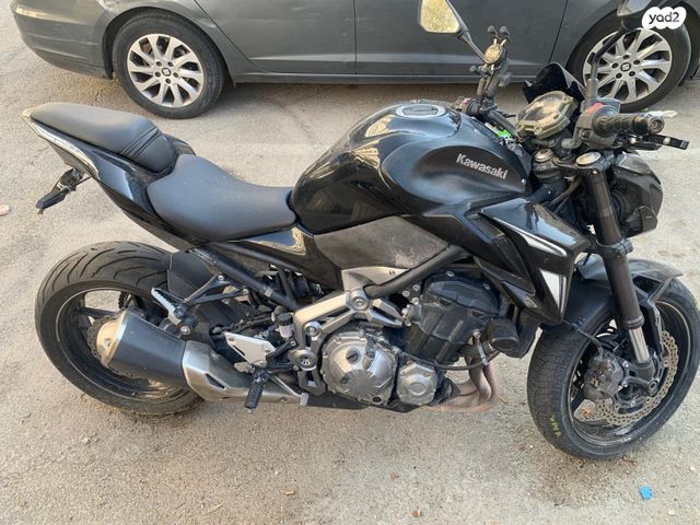 מודעת רכב קאוואסאקי Z900