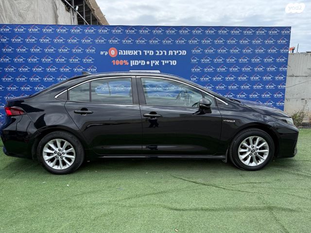 טויוטה קורולה