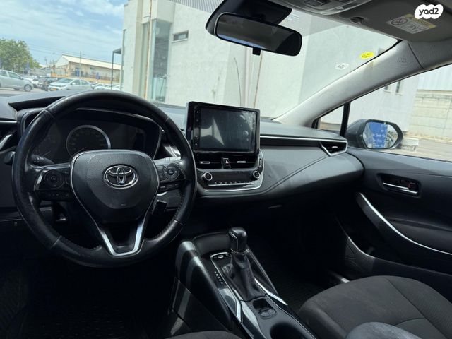 מודעת רכב טויוטה קורולה