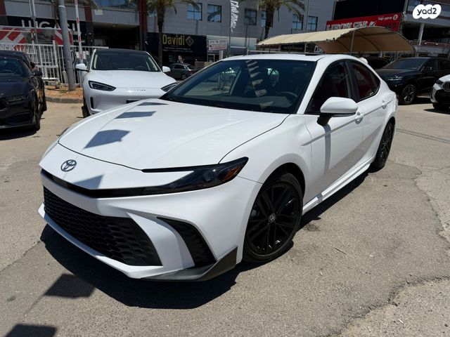 מודעת רכב טויוטה קאמרי