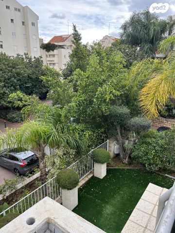 הסחלב 14