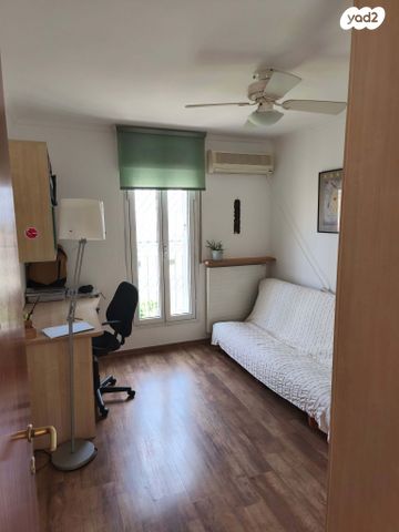 דו משפחתי, תבור 17, שכונה ה'-ו', מבשרת ציון