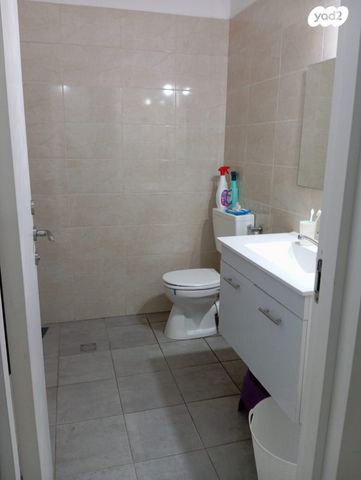 דירת גן, החיטה 2, מרכז שפירא, מרכז שפירא