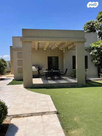 בית פרטי/ קוטג', ורד 10, גבעות בר, גבעות בר