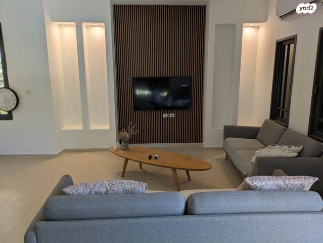 בית פרטי/ קוטג', ורד 10, גבעות בר, גבעות בר