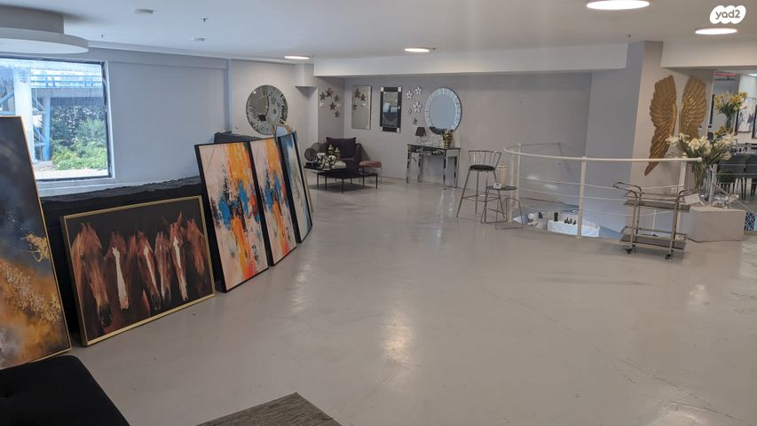 חנויות/ שטח מסחרי, שדרות ההסתדרות 18, צומת הקריות, חוף שמן, חיפה