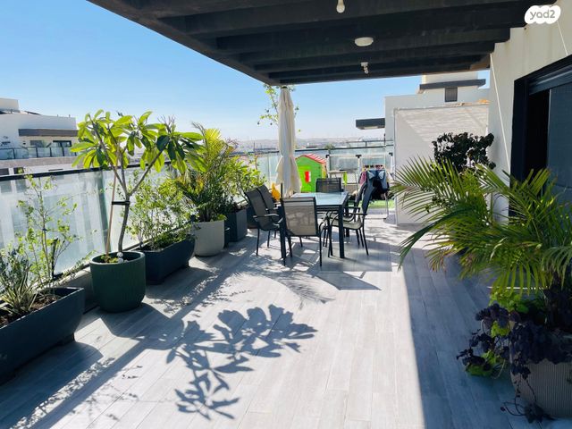 גג/ פנטהאוז, נחל דליות, פארק הנחל, באר שבע